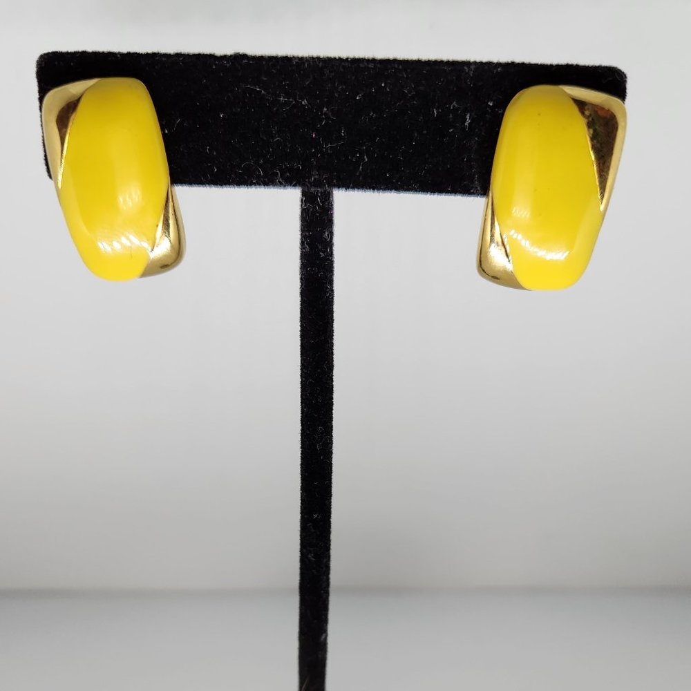 Vintage Napier Pierced Earrings